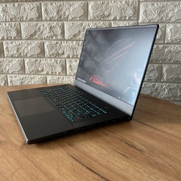 Ігровий ноутбук Asus ROG Zephyrus G15 GA503QR / 15.6" (2560x1440) IPS / AMD Ryzen 9 5900HS (8 (16) ядер по 3.0 - 4.6 GHz) / 16 GB DDR4 / 1000 GB SSD / nVidia GeForce RTX 3070, 8 GB GDDR6, 256-bit - Зображення 5