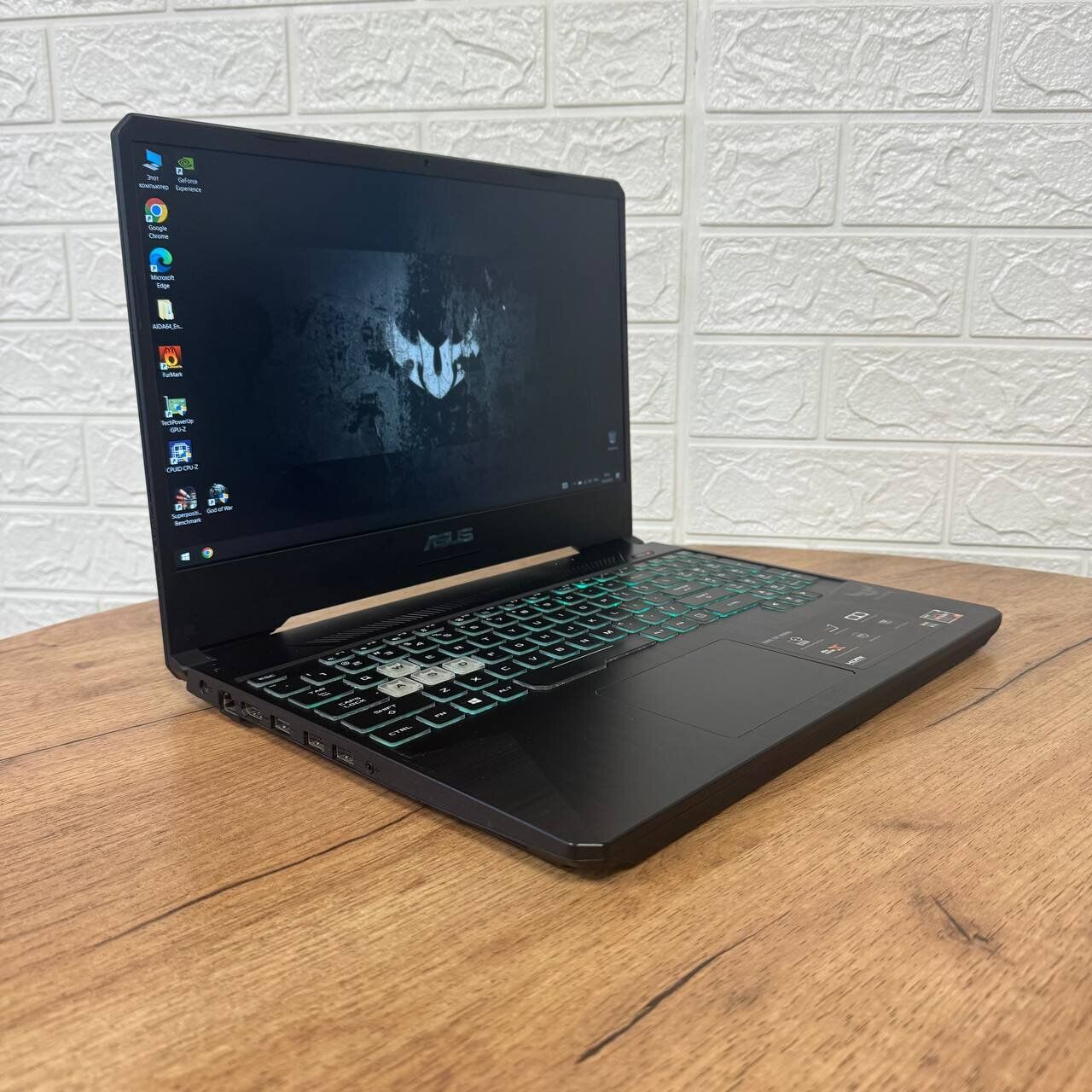 Ігровий ноутбук Б-клас Asus TUF Gaming FX505DV / 15.6" (1920x1080) IPS / AMD Ryzen 7 3750H (4 (8) ядра по 2.3 - 4.0 GHz) / 16 GB DDR4 / 512 GB SSD / nVidia GeForce RTX 2060, 6 GB GDDR6, 192-bit / WebCam - Зображення 4