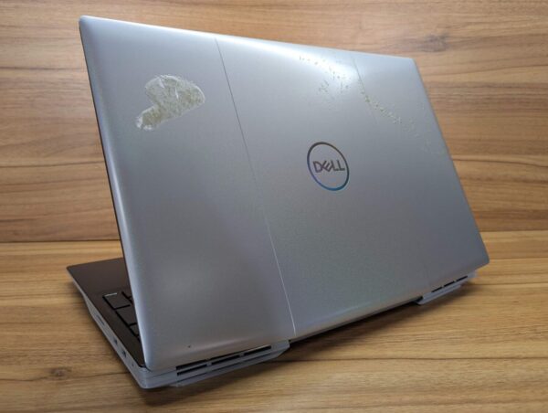 Ігровий ноутбук Б-клас Dell G5 5505 / 15.6" (1920x1080) IPS / AMD Ryzen 7 4800H (8 (16) ядер по 2.9 - 4.2 GHz) / 16 GB DDR4 / 512 GB SSD / AMD Radeon RX 5600M, 6 GB GDDR6, 192-bit / WebCam / HDMI / Windows 10 - Зображення 8