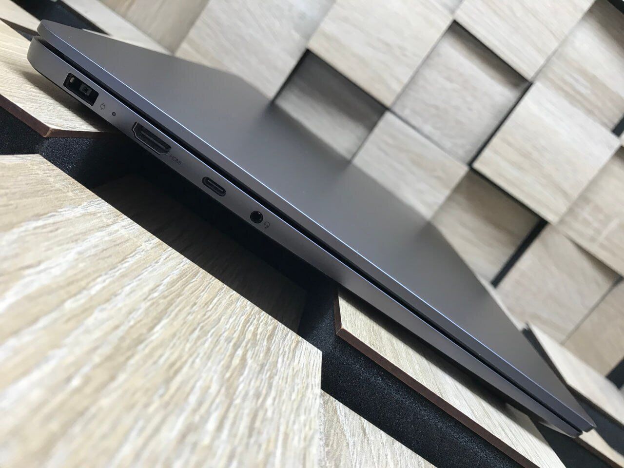 Ігровий ноутбук Б-клас Lenovo IdeaPad 5 Pro 16ARH7 / 16" (2560x1600) IPS / AMD Ryzen 7 6800HS (8 (16) ядер по 3.2 - 4.7 GHz) / 16 GB DDR5 / 256 GB SSD M.2 / nVidia GeForce RTX 3050, 4 GB GDDR6, 128-bit - Зображення 5