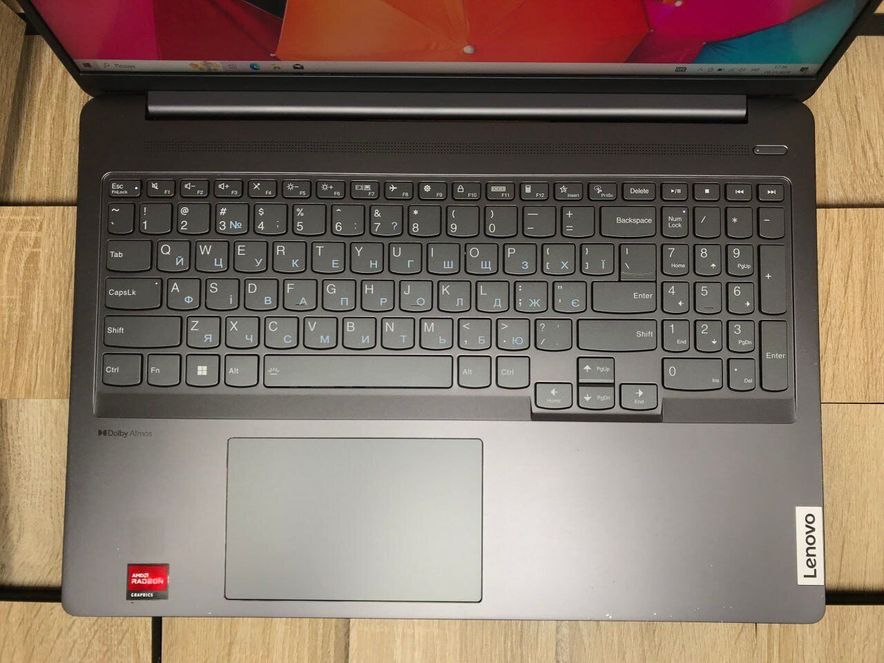 Ігровий ноутбук Б-клас Lenovo IdeaPad 5 Pro 16ARH7 / 16" (2560x1600) IPS / AMD Ryzen 7 6800HS (8 (16) ядер по 3.2 - 4.7 GHz) / 16 GB DDR5 / 256 GB SSD M.2 / nVidia GeForce RTX 3050, 4 GB GDDR6, 128-bit - Зображення 4