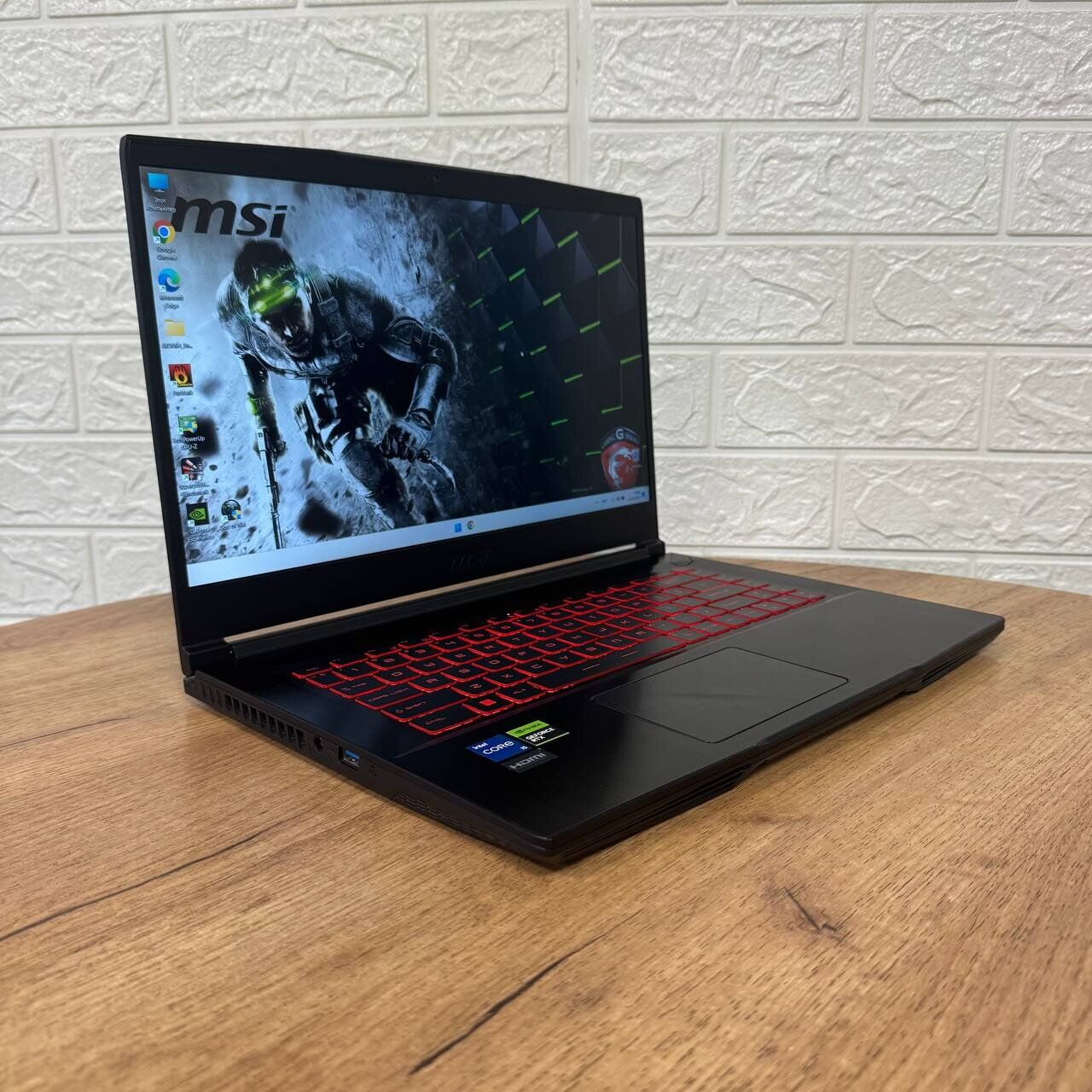 Ігровий ноутбук Б-клас MSI GF63 Thin 11UC / 15.6" (1920x1080) IPS / Intel Core i5-11400H (6 (12) ядер по 2.7 - 4.5 GHz) / 16 GB DDR4 / 512 GB SSD / nVidia GeForce RTX 3050, 4 GB GDDR6, 128-bit / WebCam - Зображення 4