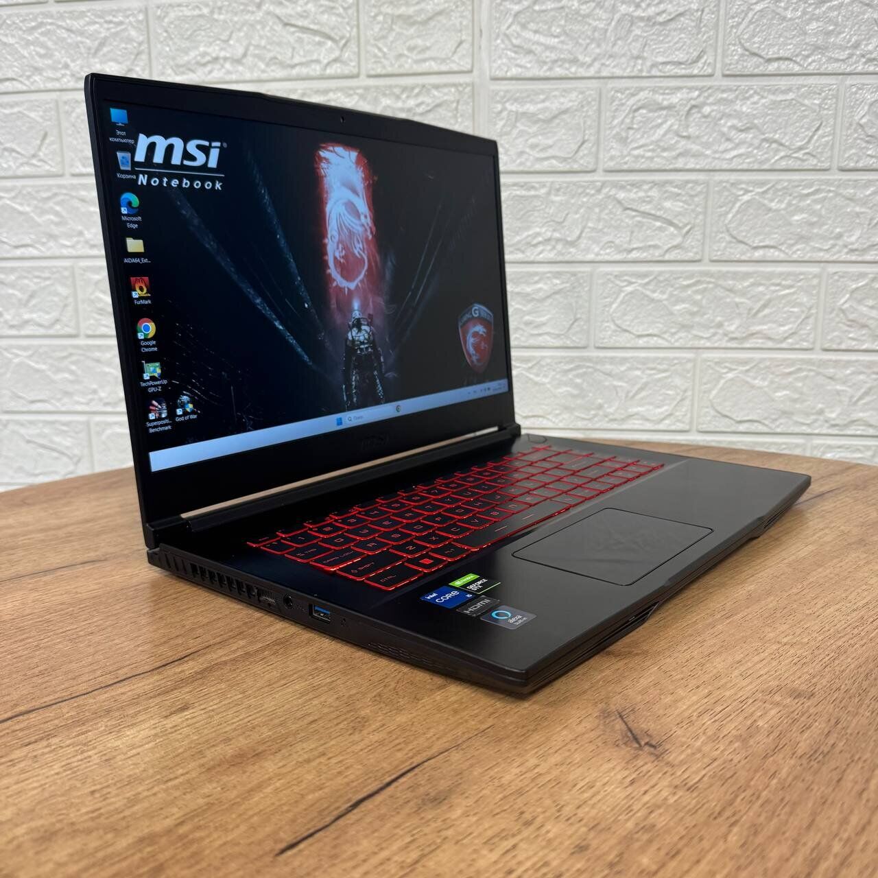 Ігровий ноутбук Б-клас MSI GV15 Thin 11SCV / 15.6" (1920x1080) IPS / Intel Core i5-11400H (6 (12) ядер по 2.7 - 4.5 GHz) / 8 GB DDR4 / 256 GB SSD / nVidia GeForce GTX 1650 Max-Q, 4 GB GDDR6, 128-bit / WebCam - Зображення 4