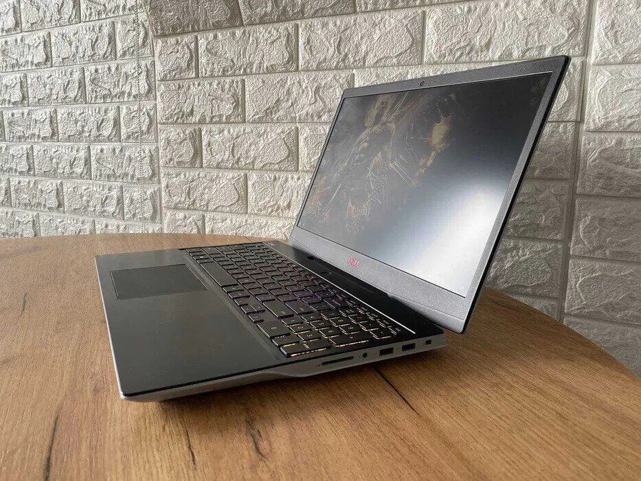 Ігровий ноутбук Dell G5 SE 5505 / 15.6" (1920x1080) IPS / AMD Ryzen 5 4600H (6 (12) ядер по 3.0 - 4.0 GHz) / 16 GB DDR4 / 256 GB SSD M.2 / AMD Radeon RX 5600M, 6 GB GDDR6, 192-bit / WebCam - Зображення 5