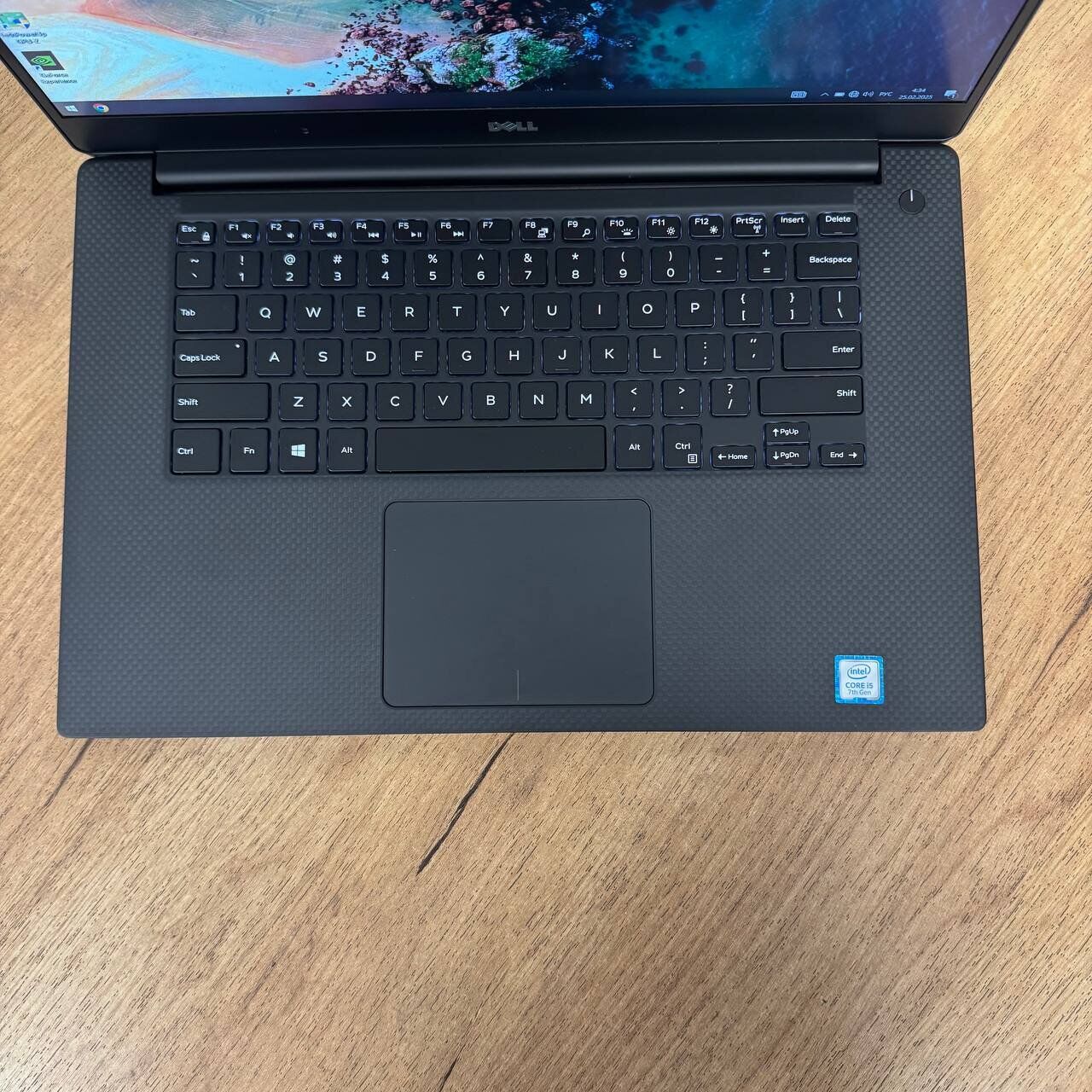 Ігровий ноутбук Dell XPS 15 9560 / 15.6" (1920x1080) IPS / Intel Core i5-7300HQ (4 ядра по 2.5 - 3.5 GHz) / 16 GB DDR4 / 256 GB SSD / nVidia GeForce GTX 1050, 4 GB GDDR5, 128-bit / WebCam - Зображення 7