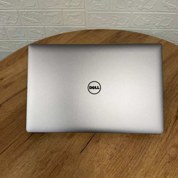 Ігровий ноутбук Dell XPS 15 9560 / 15.6" (1920x1080) IPS / Intel Core i5-7300HQ (4 ядра по 2.5 - 3.5 GHz) / 16 GB DDR4 / 256 GB SSD / nVidia GeForce GTX 1050, 4 GB GDDR5, 128-bit / WebCam - Зображення 3