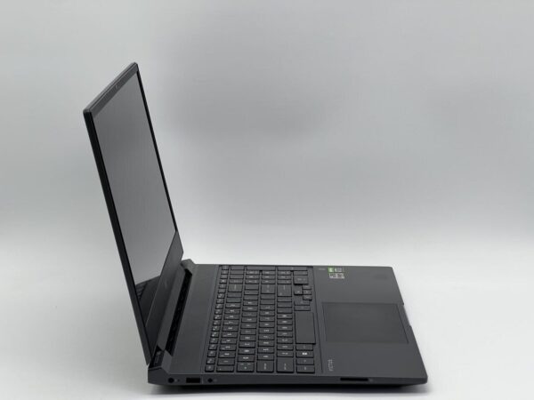 Ігровий ноутбук HP Victus 15-fb0028nr / 15.6" (1920x1080) IPS / AMD Ryzen 7 5800H (8 (16) ядер по 3.2 - 4.4 GHz) / 16 GB DDR4 / 480 GB SSD / nVidia GeForce RTX 3050 Ti, 4 GB GDDR6, 128-bit / WebCam - Зображення 3