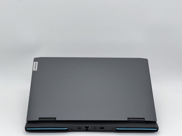 Ігровий ноутбук Lenovo IdeaPad Gaming 3 15IAH7 / 15.6" (1920x1080) IPS / Intel Core i5-12450H (8 (12) ядер по 1.5 - 4.4 GHz) / 16 GB DDR4 / 480 GB SSD / nVidia GeForce RTX 3050, 4 GB GDDR6, 128-bit / WebCam - Зображення 5