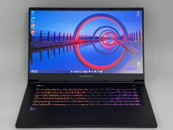 Ігровий ноутбук Maingear Vector Pro 2 17 / 17.3" (2560x1440) IPS / Intel Core i9-12900H (14 (20) ядер по 3.8 - 5.0 GHz) / 16 GB DDR5 / 960 GB SSD / nVidia GeForce RTX 3080 Ti, 16 GB GDDR6, 256-bit / WebCam - Зображення 6