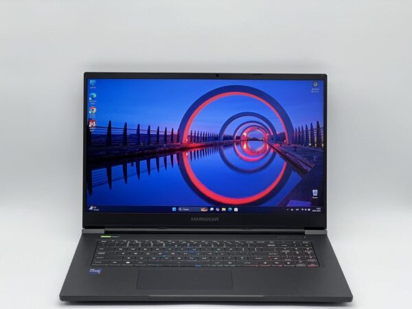 Ігровий ноутбук Maingear Vector Pro 2 17 / 17.3" (2560x1440) IPS / Intel Core i9-12900H (14 (20) ядер по 3.8 - 5.0 GHz) / 16 GB DDR5 / 960 GB SSD / nVidia GeForce RTX 3080 Ti, 16 GB GDDR6, 256-bit / WebCam - Зображення 2