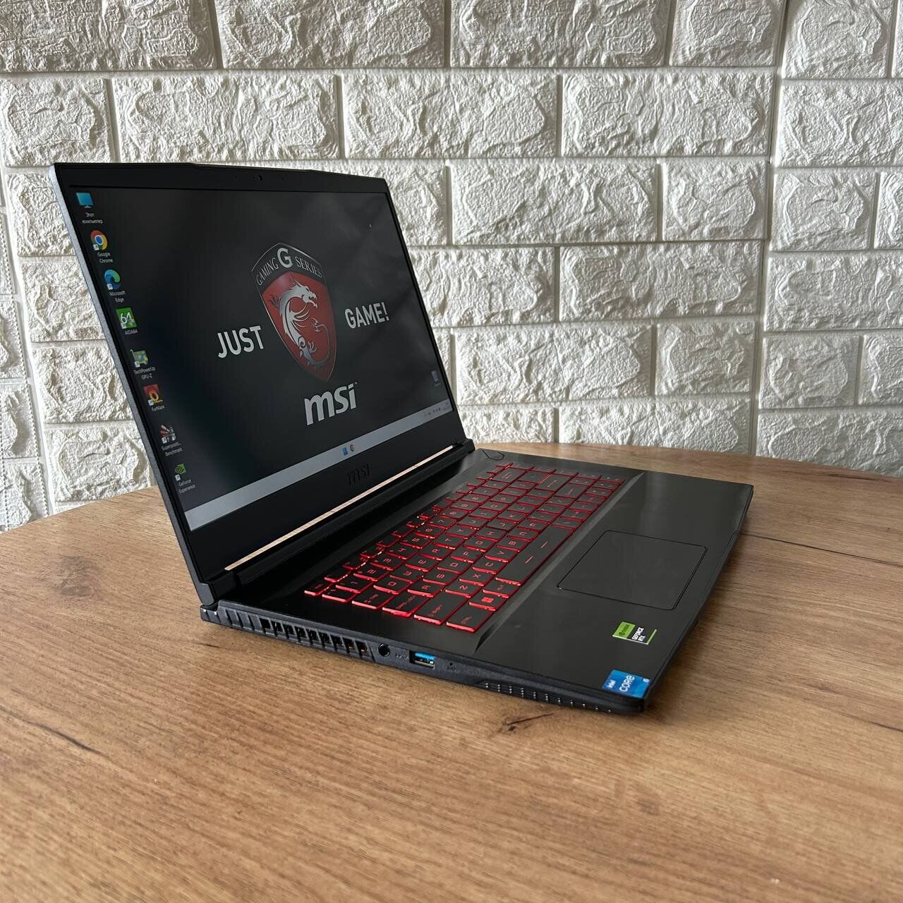 Ігровий ноутбук Б-клас MSI GF63 Thin 11UC / 15.6" (1920x1080) IPS / Intel Core i5-11400H (6 (12) ядер по 2.7 - 4.5 GHz) / 16 GB DDR4 / 512 GB SSD / nVidia GeForce RTX 3050, 4 GB GDDR6, 128-bit / WebCam - Зображення 4