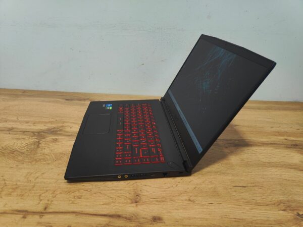 Ігровий ноутбук MSI GF63 Thin 11UC / 15.6" (1920x1080) IPS / Intel Core i5-11400H (6 (12) ядер по 2.7 - 4.5 GHz) / 16 GB DDR4 / 512 GB SSD / nVidia GeForce RTX 3050, 4 GB GDDR6, 128-bit / WebCam / Windows 11 - Зображення 5