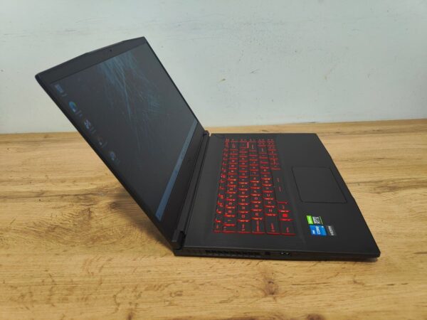 Ігровий ноутбук MSI GF63 Thin 11UC / 15.6" (1920x1080) IPS / Intel Core i5-11400H (6 (12) ядер по 2.7 - 4.5 GHz) / 16 GB DDR4 / 512 GB SSD / nVidia GeForce RTX 3050, 4 GB GDDR6, 128-bit / WebCam / Windows 11 - Зображення 4