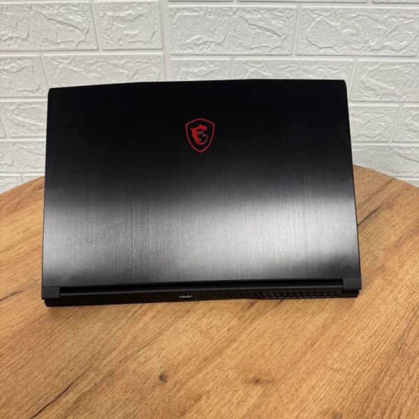Ігровий ноутбук MSI GF63 Thin 9SC / 15.6" (1920x1080) IPS / Intel Core i5-9300H (4 (8) ядра по 2.4 - 4.1 GHz) / 8 GB DDR4 / 512 GB SSD / nVidia GeForce GTX 1650 Max-Q, 4 GB GDDR6, 128-bit / WebCam - Зображення 3