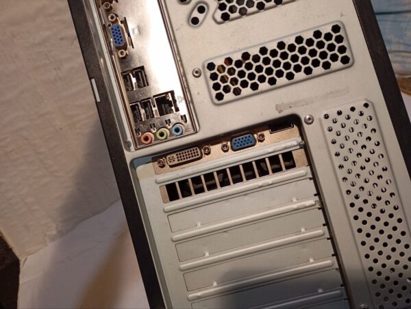 ПК Grand Tower / Intel Core i5-2500 (4 ядра по 3.3 - 3.7 GHz) / 8 GB DDR3 / 128 GB SSD + 500 GB HDD / nVidia GeForce GTX 550 Ti, 1 GB GDDR5, 192-bit / DVD-RW / 450W + USB-флешка - Зображення 7