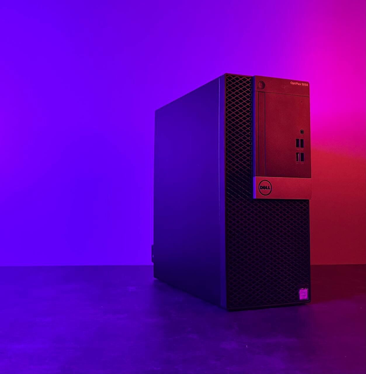 Ігровий ПК Dell OptiPlex 5050 Tower / Intel Core i7-6700 (4 (8) ядра по 3.4 - 4.0 GHz) / 16 GB DDR4 / 500 GB SSD / nVidia GeForce GTX 1660 Super, 6 GB GDDR6, 192-bit + Windows 10 в подарунок - Зображення 2