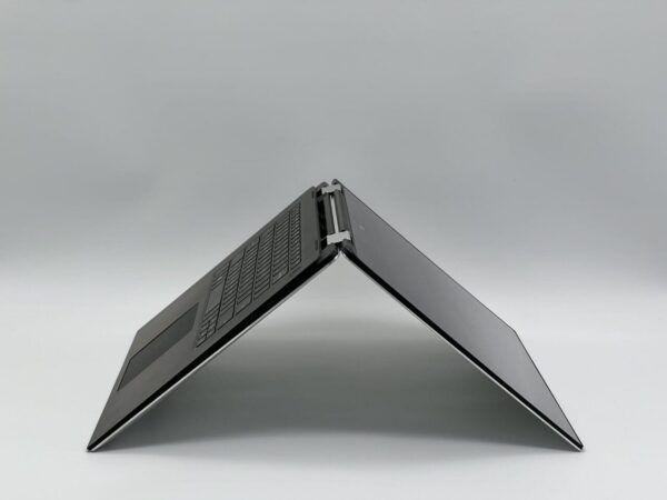 Ігровий ультрабук-трансформер Dell XPS 15 9575 / 15.6" (1920x1080) IPS Touch / Intel Core i5-8305G (4 (8) ядра по 2.8 - 3.8 GHz) / 8 GB DDR4 / 480 GB SSD / AMD Radeon RX Vega M GL, 4 GB HBM2, 1024-bit / WebCam + Бездротова мишка - Зображення 5