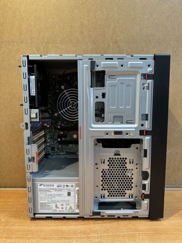 Комп'ютер Б-клас Lenovo ThinkStation P330 Tower / Intel Core i7-8700K (6 (12) ядер по 3.7 - 4.7 GHz) / 16 GB DDR4 / 500 GB SSD M.2 / Intel UHD Graphics 630 / 400W / DVD-RW / USB 3.1 / DisplayPort - Зображення 7