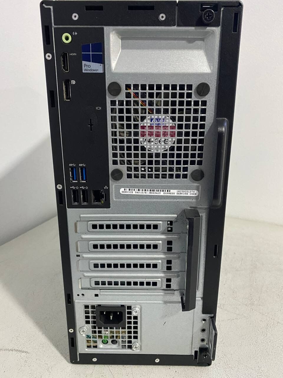 Комп'ютер Dell OptiPlex 3040 Tower / Intel Core i3-6100 (2 (4) ядра по 3.7 GHz) / 8 GB DDR3 / 240 GB SSD / Intel HD Graphics 530 / DVD-ROM - Зображення 4