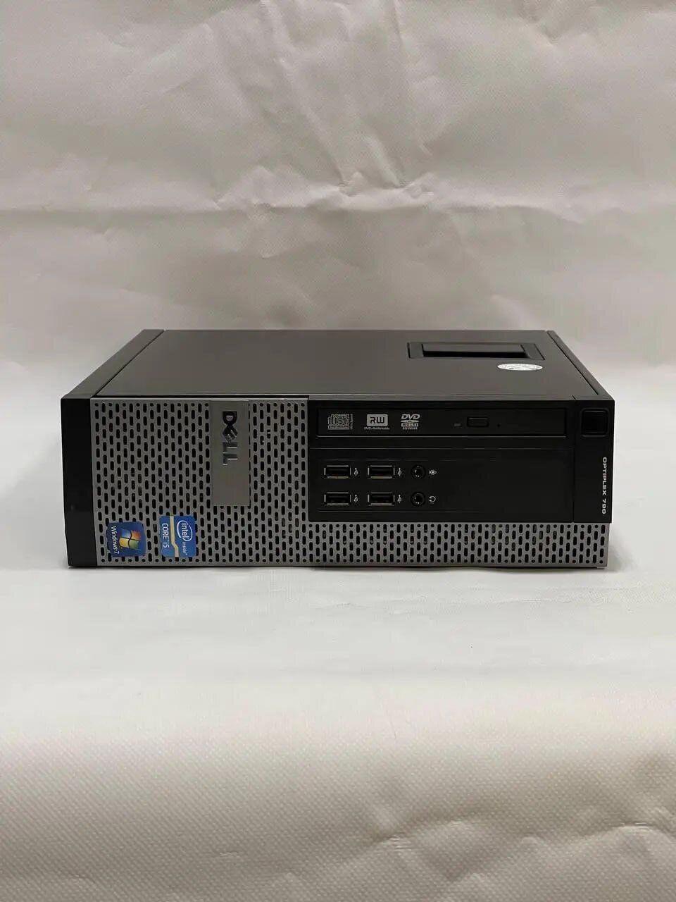 Комп'ютер Dell OptiPlex 790 SFF / Intel Core i5-2400 (4 ядра по 3.1 - 3.4 GHz) / 8 GB DDR3 / 120 GB SSD + 500 GB HDD / Intel HD Graphics 2000 - Зображення 2