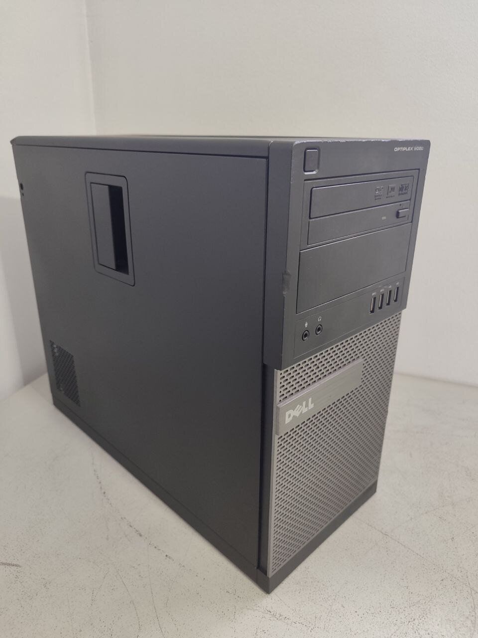Комп'ютер Б-клас Dell OptiPlex 9020 Tower / Intel Core i5-4570 (4 ядра по 3.2 - 3.6 GHz) / 8 GB DDR3 / 240 GB SSD / Intel HD Graphics 4600 / DVD-ROM - Зображення 4