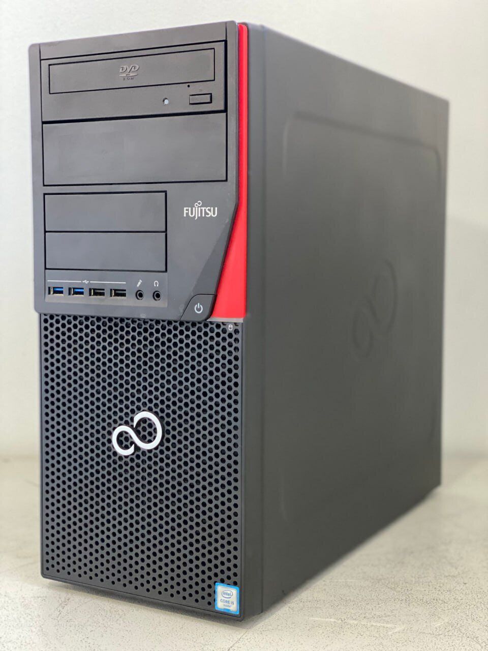Комп'ютер Fujitsu Esprimo P756 E90 Tower / Intel Core i3-6100 (2 (4) ядра по 3.7 GHz) / 8 GB DDR4 / 128 GB SSD + 500 GB HDD / Intel HD Graphics 530 / DVD-ROM - Зображення 2