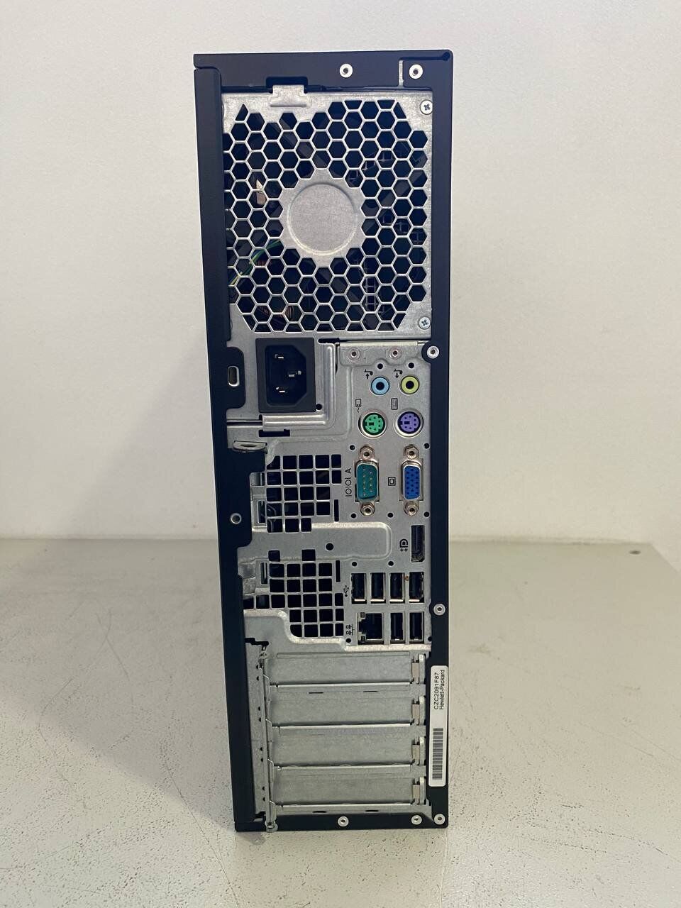 Комп'ютер HP Compaq 6200 Pro SFF / Intel Core i5-2400 (4 ядра по 3.1 - 3.4 GHz) / 8 GB DDR3 / 250 GB HDD / Intel HD Graphics 2000 / DVD-ROM - Зображення 4