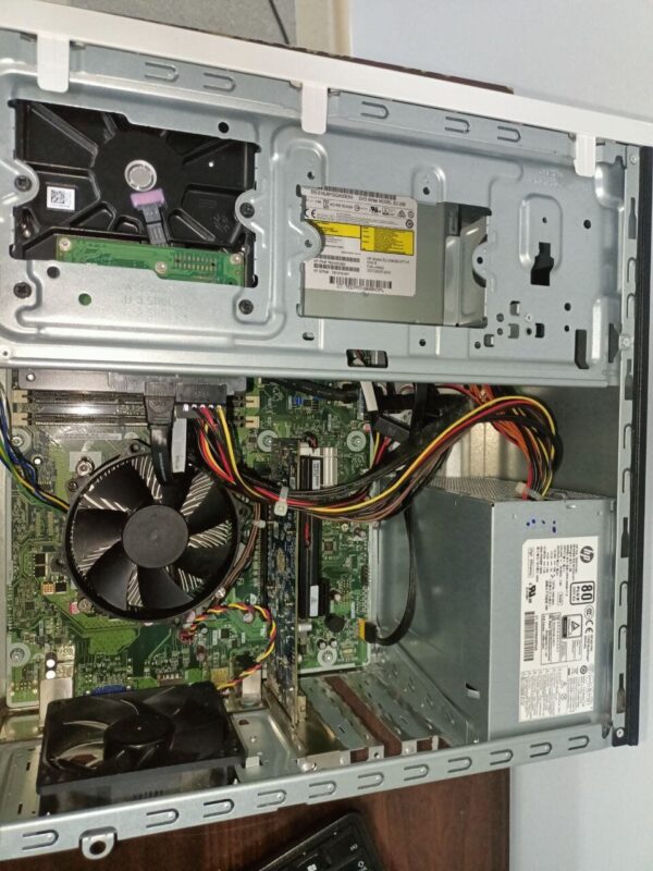 Комп'ютер HP Pavilion Tower / Intel Core i5-4570 (4 ядра по 3.2 - 3.6 GHz) / 8 GB DDR3 / 500 GB HDD / AMD Radeon HD 7500, 1 GB GDDR5, 128-bit / 120W - Зображення 5