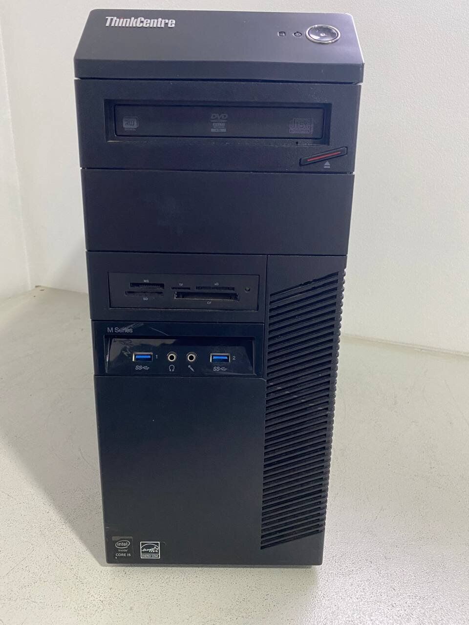 Комп'ютер Lenovo ThinkCentre M83 Tower / Intel Core i5-4590 (4 ядра по 3.3 - 3.7 GHz) / 8 GB DDR3 / 500 GB HDD / Intel HD Graphics 4600 / DVD-ROM / VGA - Зображення 2