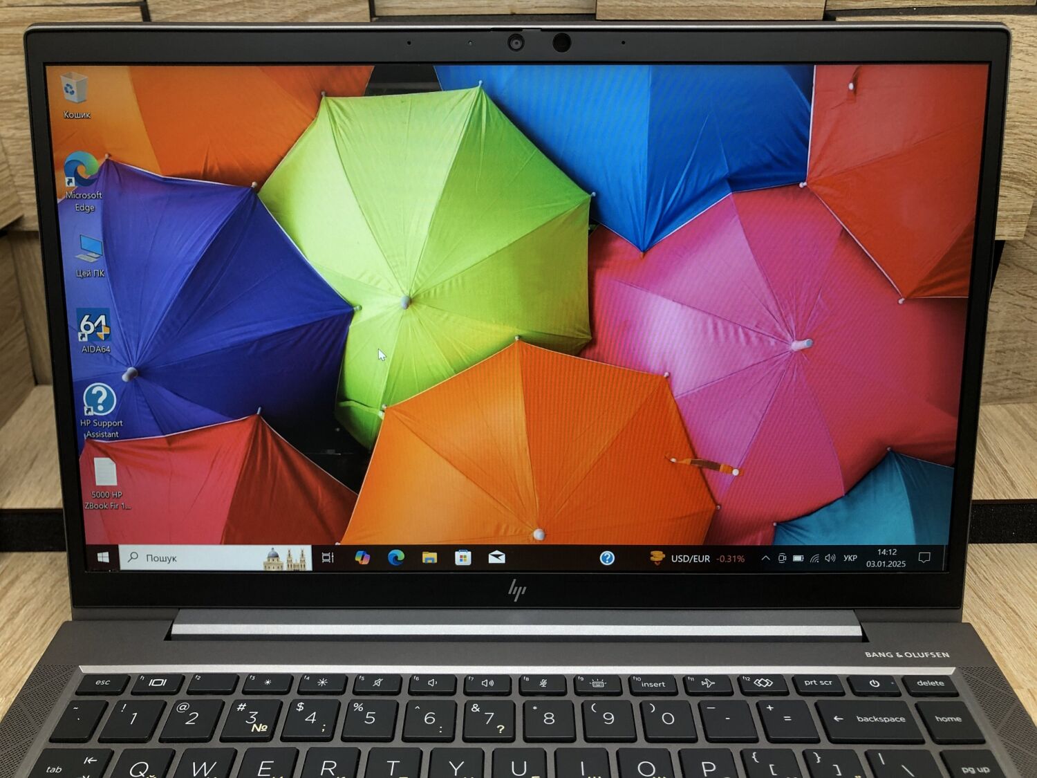 Мобільна робоча станція Б-клас HP ZBook Firefly 14 G7 / 14" (1920x1080) IPS / Intel Core i7-10610U (4 (8) ядра по 1.8 - 4.9 GHz) / 16 GB DDR4 / 256 GB SSD M.2 / Intel UHD Graphics / WebCam - Зображення 6