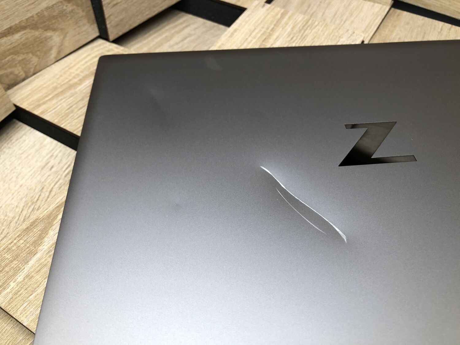 Мобільна робоча станція Б-клас HP ZBook Firefly 14 G7 / 14" (1920x1080) IPS / Intel Core i7-10610U (4 (8) ядра по 1.8 - 4.9 GHz) / 16 GB DDR4 / 256 GB SSD M.2 / Intel UHD Graphics / WebCam - Зображення 4