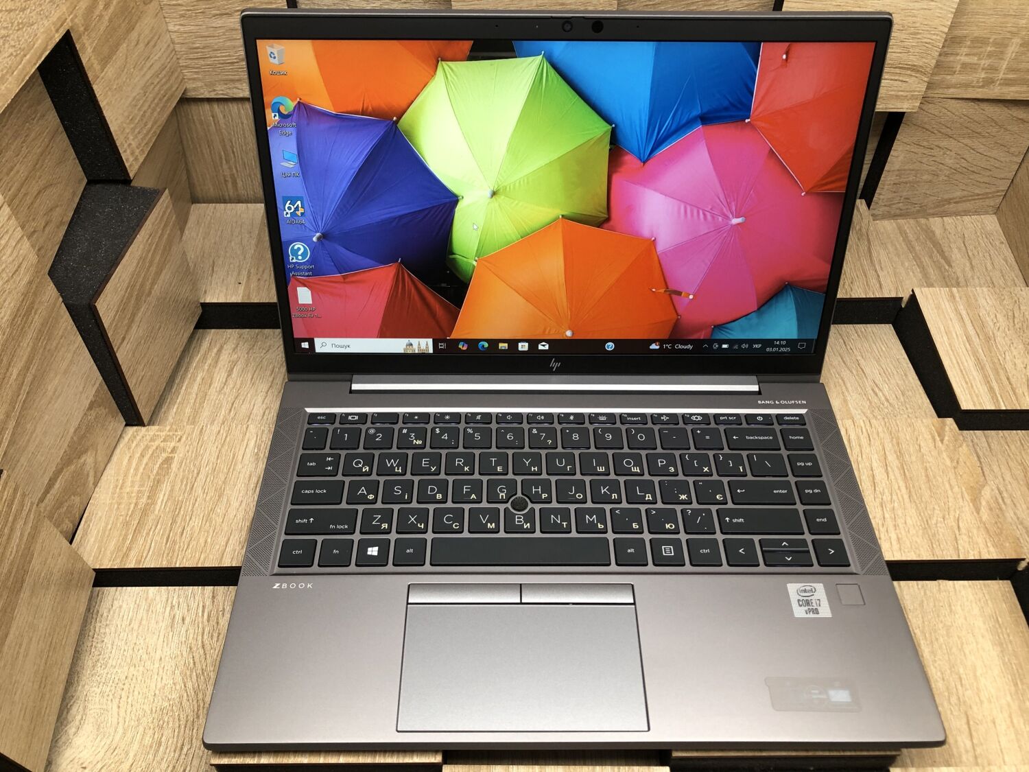 Мобільна робоча станція Б-клас HP ZBook Firefly 14 G7 / 14" (1920x1080) IPS / Intel Core i7-10610U (4 (8) ядра по 1.8 - 4.9 GHz) / 16 GB DDR4 / 256 GB SSD M.2 / Intel UHD Graphics / WebCam - Зображення 2