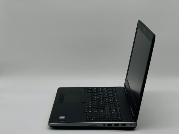 Мобільна робоча станція Dell Precision 7510 / 15.6" (1920x1080) IPS / Intel Xeon E3-1505M v5 (4 (8) ядра по 2.8 - 3.7 GHz) / 16 GB DDR4 / 240 GB SSD / nVidia Quadro M1000M, 2 GB GDDR5, 128-bit / WebCam - Зображення 4