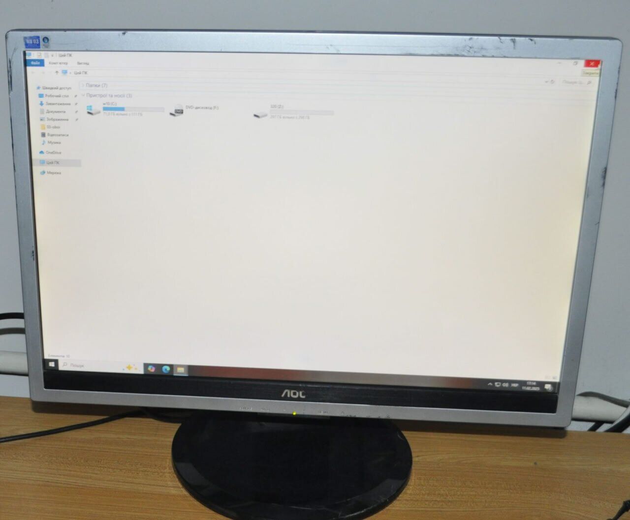 Монітор Б-клас AOC 2219P2 / 22" (1680x1050) TN / VGA, DVI / Вбудовані колонки 2x 1W / VESA 100x100 + Кабелі (VGA або DVI на вибір) та кабель живлення - Зображення 10