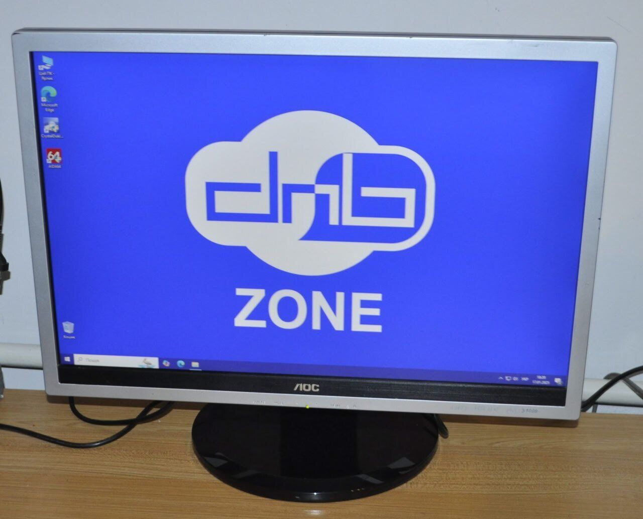 Монітор Б-клас AOC 2219P2 / 22" (1680x1050) TN / VGA, DVI / Вбудовані колонки 2x 1W / VESA 100x100 + Кабелі (VGA або DVI на вибір) та живлення - Зображення 3