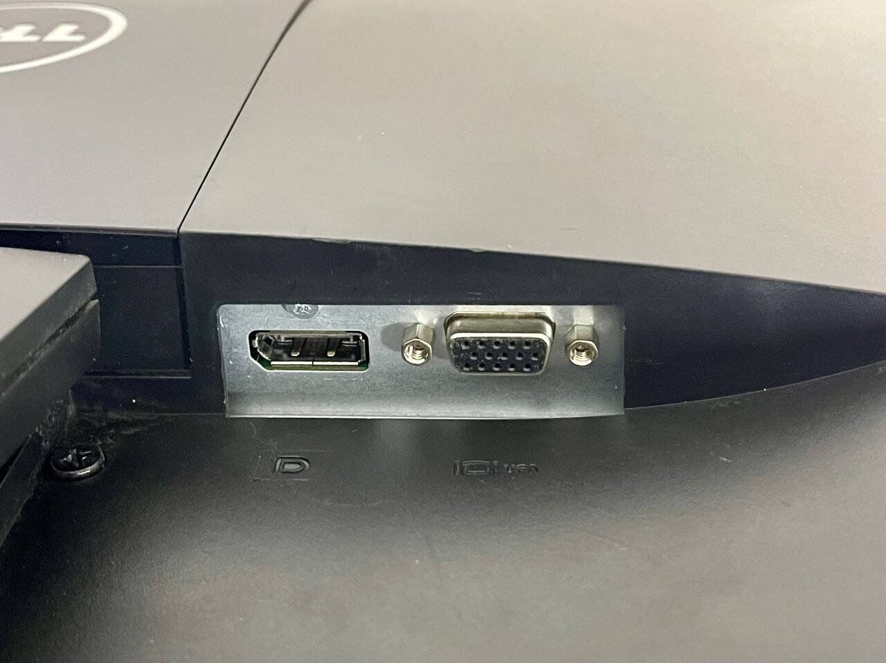 Монітор Б-клас Dell E2216H / 22" (1920x1080) TN / VGA, DisplayPort / VESA 100x100 + Кабелі живлення - Зображення 7