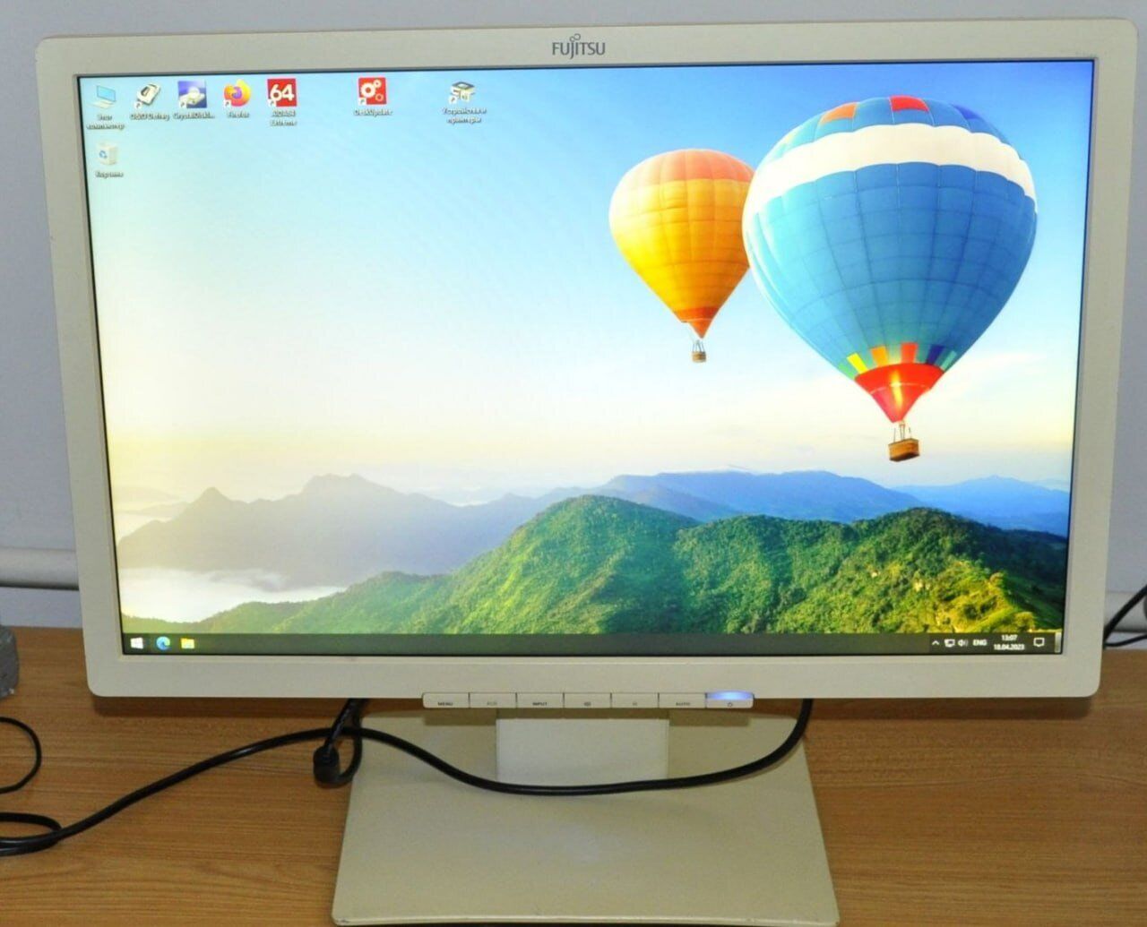 Монітор Б-клас Fujitsu B22W-7 / 22" (1680x1050) TN / USB 2.0, VGA, DVI, DisplayPort / Вбудовані колонки 2x 1.5W / VESA 100x100 + Кабелі підключення - Зображення 15