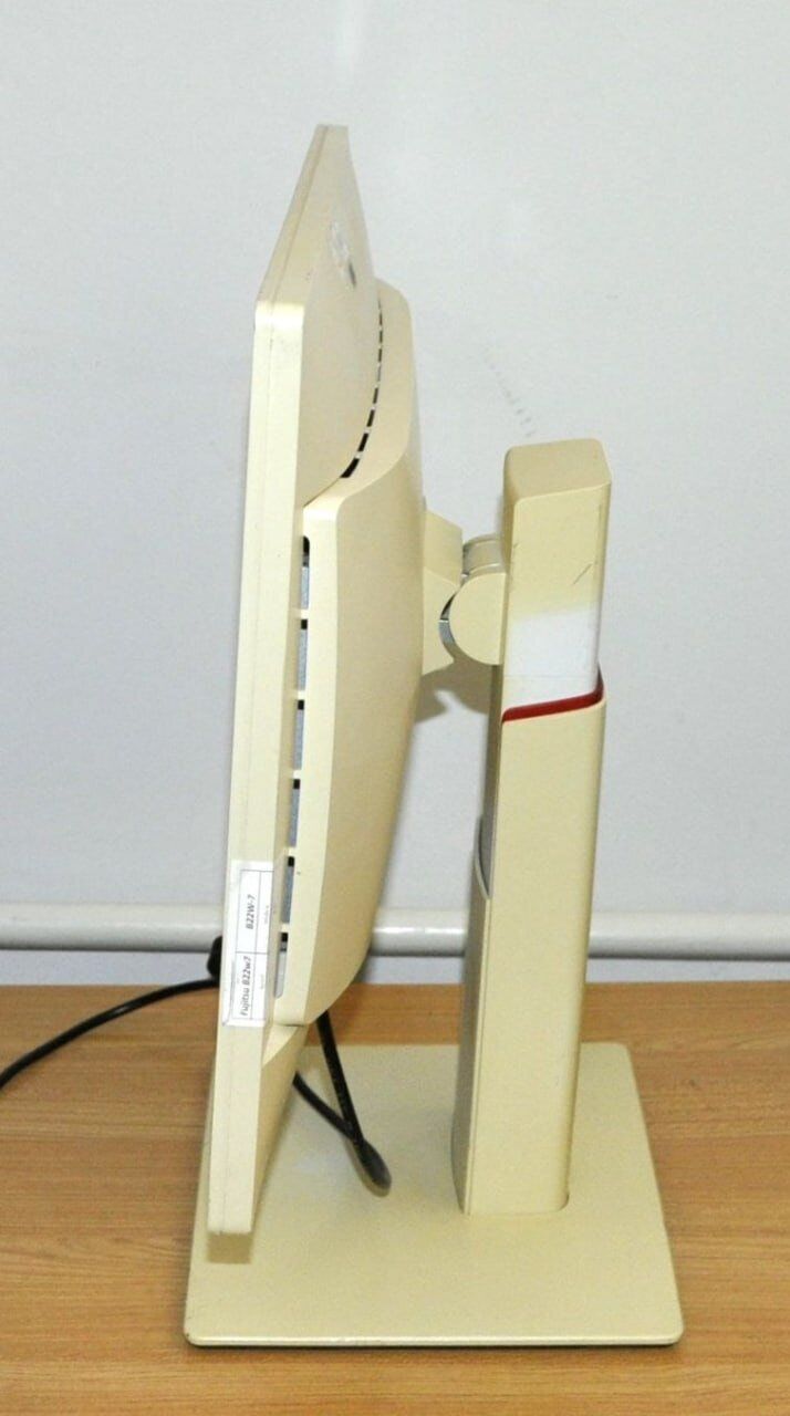 Монітор Б-клас Fujitsu B22W-7 / 22" (1680x1050) TN / USB 2.0, VGA, DVI, DisplayPort / Вбудовані колонки 2x 1.5W / VESA 100x100 + Кабелі підключення - Зображення 4