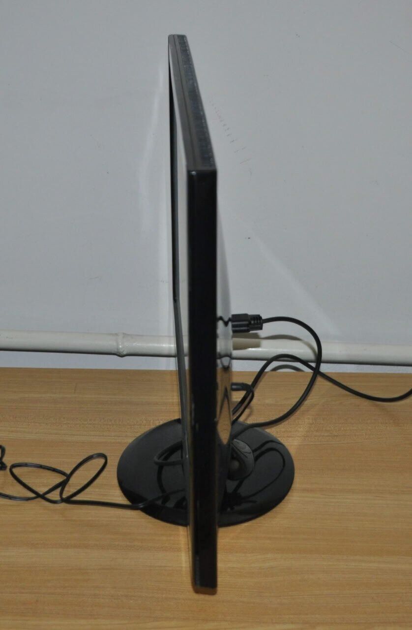 Монітор Б-клас Fujitsu L line SL22W-1 / 22" (1680x1050) TN / VGA, DVI + Кабелі (VGA або DVI на вибір) та блок живлення в комплекті - Зображення 13