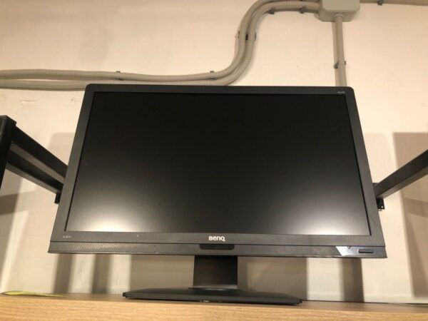 Монітор BenQ BL2400 / 24" (1920x1080) VA / VGA, DVI, DisplayPort / Вбудовані колонки 2x 1W / VESA 100x100 - Зображення 2
