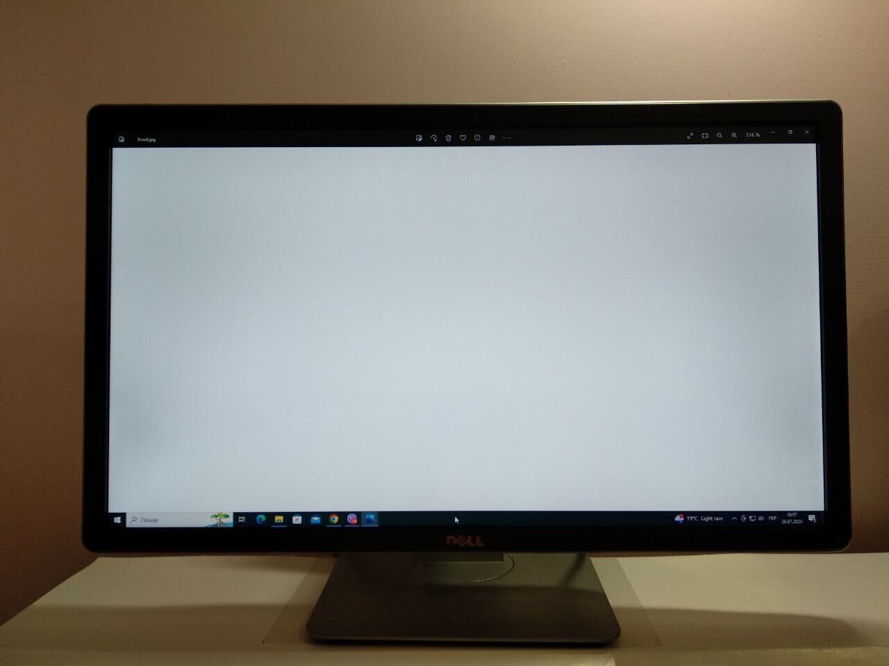 Монитор Dell P2414HB / 23.8" (1920x1080) IPS / 1x VGA, 1x DVI, 1x DP, 1x USB Type-B, 3x USB 2.0 - Зображення 11