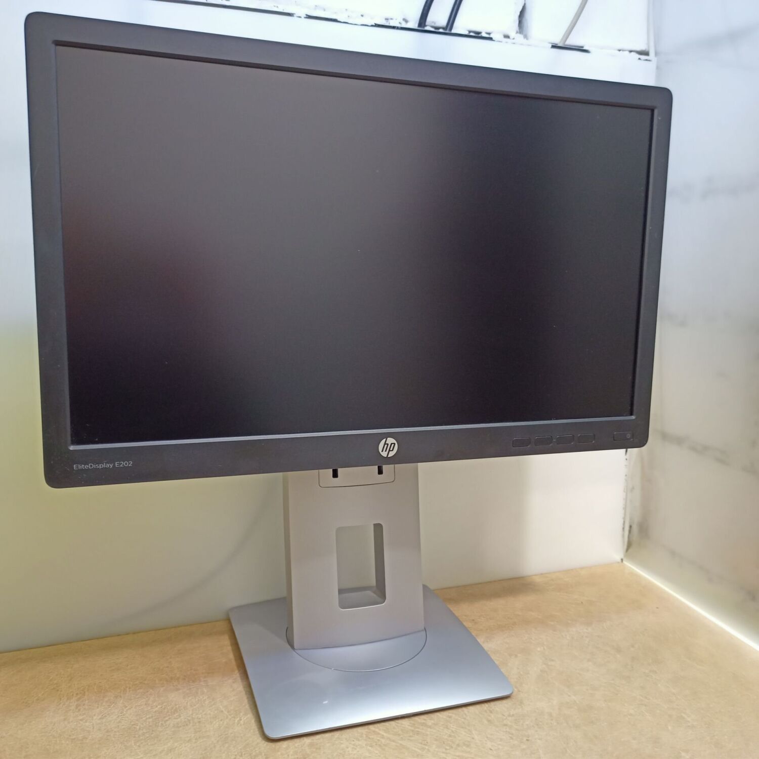 Монітор HP EliteDisplay E202 / 20" (1600x900) IPS / VGA, HDMI, DisplayPort, USB-Hub - Зображення 7