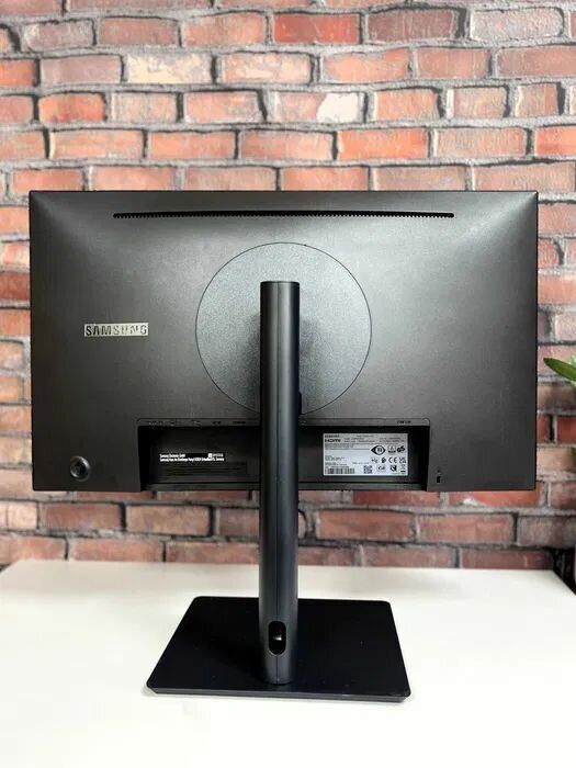 Монітор Samsung S24R652FDU / 24" (1920x1080) IPS / HDMI, DisplayPort, VGA, USB 3.0, Audio / VESA 100x100 - Зображення 5