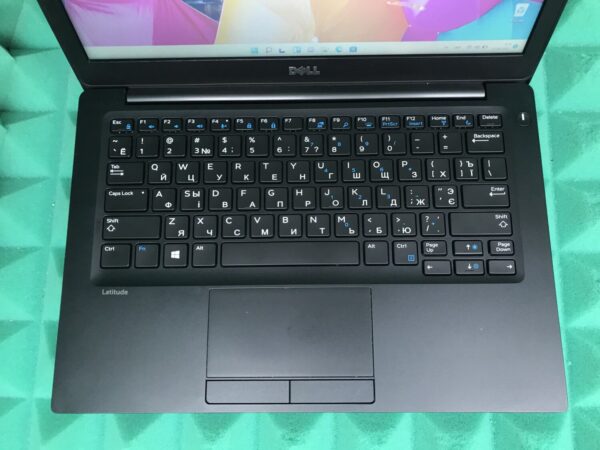 Нетбук Dell Latitude 7280 / 12.5" (1366x768) TN / Intel Core i5-6300U (2 (4) ядра по 2.4 - 3.0 GHz) / 8 GB DDR4 / 250 GB SSD / Intel HD Graphics 520 / WebCam / HDMI / Windows 10 ліцензія - Зображення 4