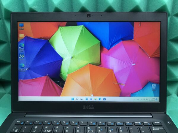 Нетбук Dell Latitude 7280 / 12.5" (1366x768) TN / Intel Core i5-6300U (2 (4) ядра по 2.4 - 3.0 GHz) / 8 GB DDR4 / 250 GB SSD / Intel HD Graphics 520 / WebCam / HDMI / Windows 10 ліцензія - Зображення 3