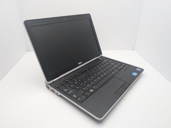 Нетбук Dell Latitude E6220 / 12.5" (1366x768) TN / Intel Core i7-2620M (2 (4) ядра по 2.7 - 3.4 GHz) / 6 GB DDR3 / 120 GB SSD / Intel HD Graphics 3000 / WebCam - Зображення 3