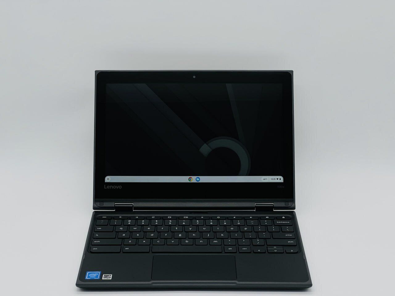 Нетбук Б-клас Lenovo 500e Chromebook 2-in-1 / 11.6" (1366x768) IPS Touch / Intel Celeron N3450 (4 ядра по 1.1 - 2.2 GHz) / 4 GB DDR4 / 32 GB eMMC / Intel HD Graphics 500 / WebCam / ChromeOS - Зображення 2