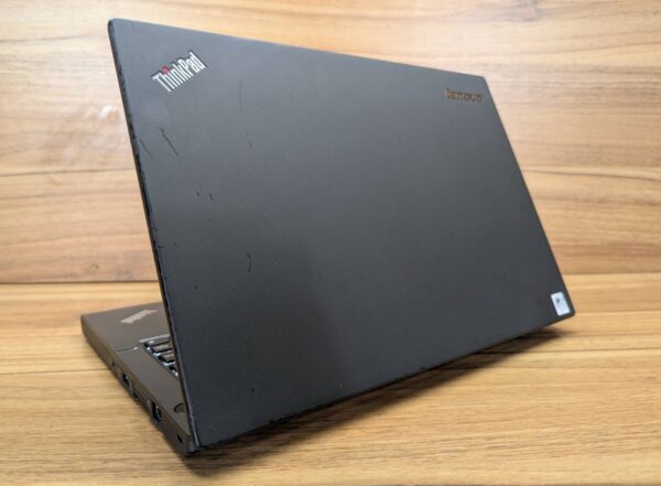 Нетбук Lenovo ThinkPad x240 / 12.5" (1366x768) TN / Intel Core i7-4600U (2 (4) ядра по 2.1 - 3.3 GHz) / 8 GB DDR3 / 240 GB SSD / Intel HD Graphics 4400 / WebCam / Fingerprint / Windows 10 - Зображення 7