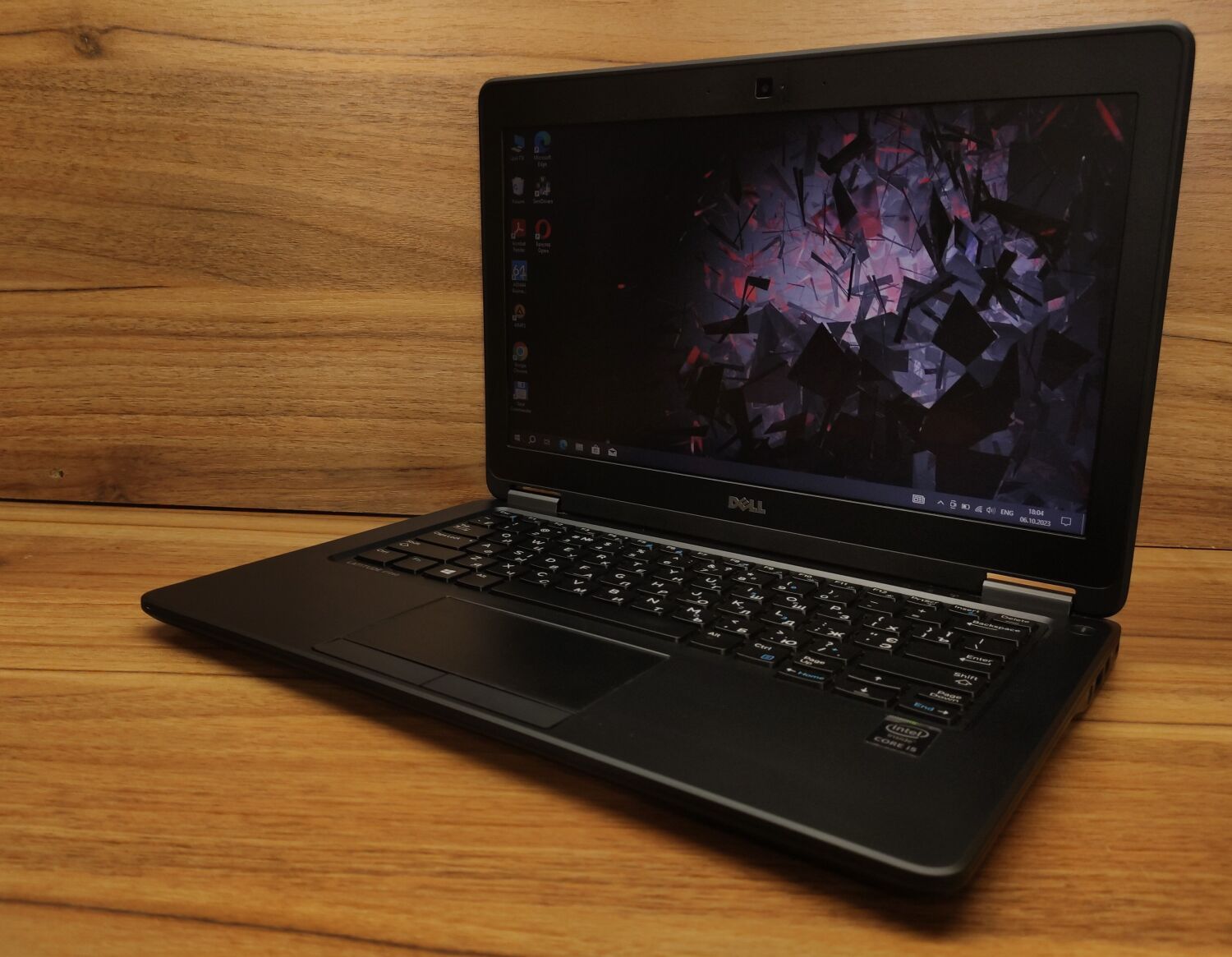 Нетбук Dell Latitude E7250 / 12.5" (1366x768) TN / Intel Core i5-5300U (2 (4) ядра по 2.3 - 2.9 GHz) / 8 GB DDR3 / 256 GB SSD / Intel HD Graphics 5500 / WebCam - Зображення 3