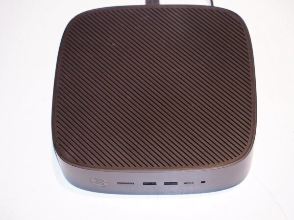 Неттоп HP t740 Thin Client USFF / AMD Ryzen V1756B (4 (8) ядра по 3.25 - 3.6 GHz) / 8 GB DDR4 / 512 GB SSD M.2 / AMD Radeon RX Vega 8 / 120W - Зображення 11